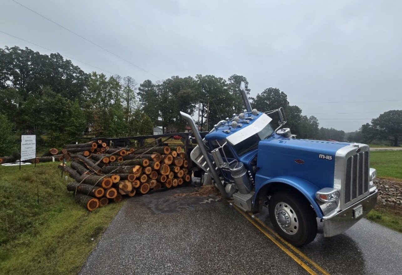 Overturned log truck recovery